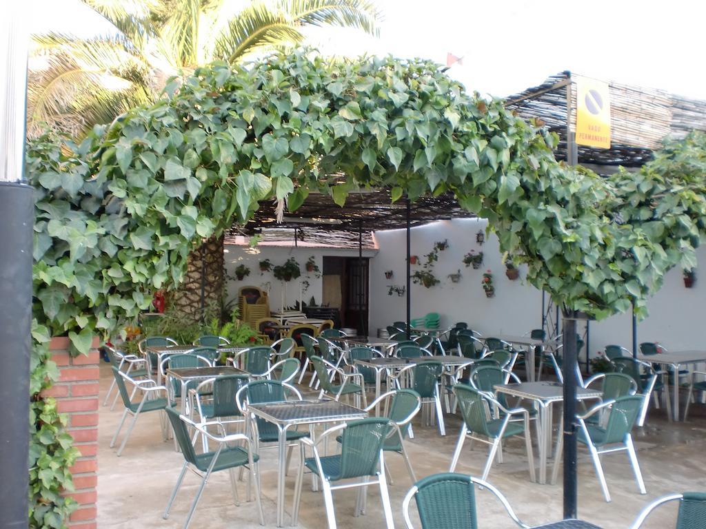 Alcaracejos 拉斯特雷斯霍塔斯旅舍酒店 外观 照片