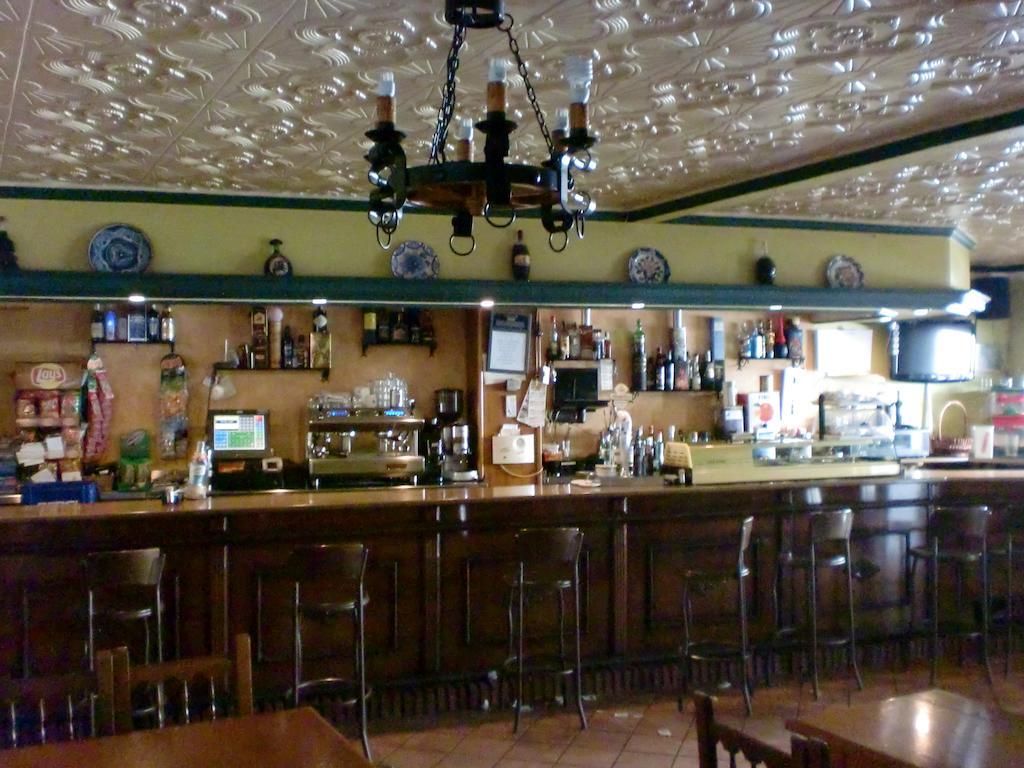 Alcaracejos 拉斯特雷斯霍塔斯旅舍酒店 外观 照片